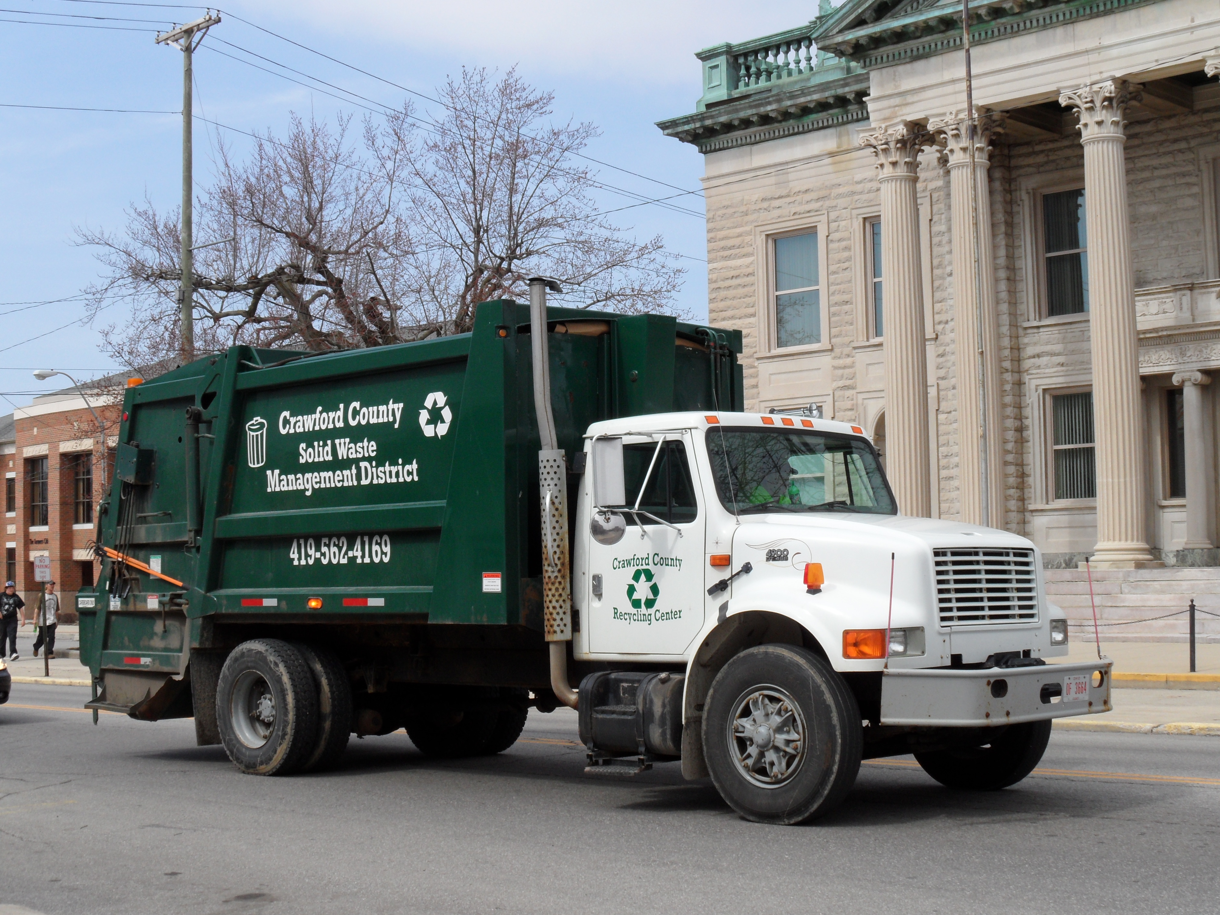 Solid Waste Management District to pull trailers in observance of ...