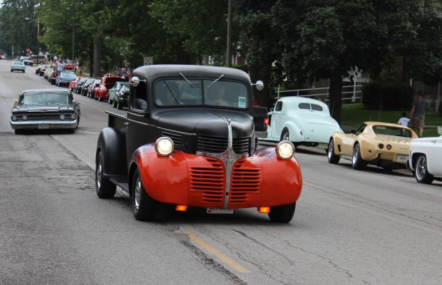 Classic cars make Graffiti Cruise a classic in its own right